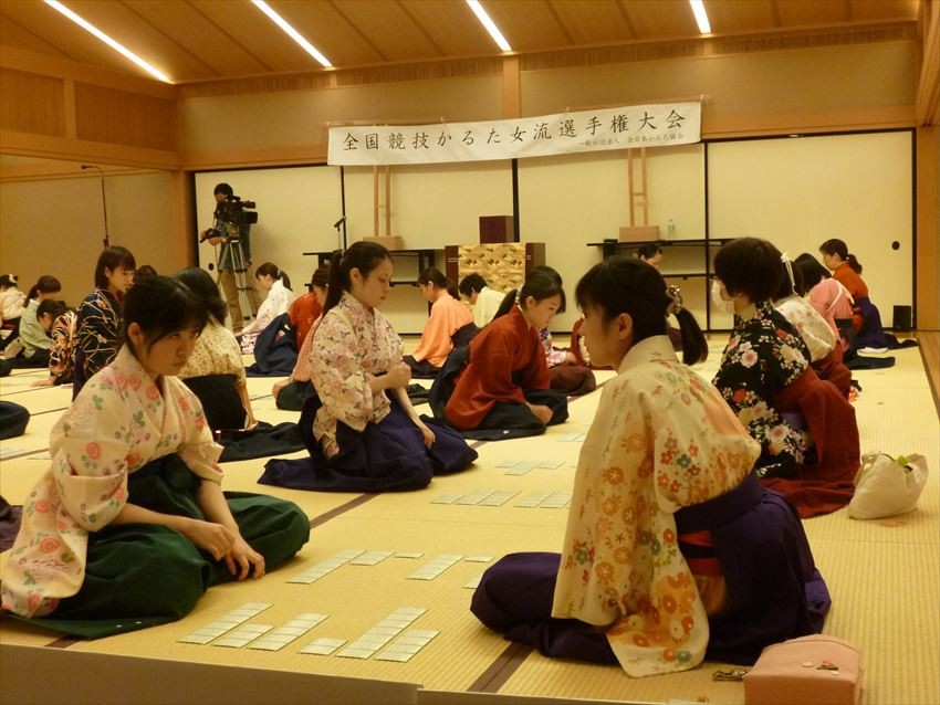 Karuta là gì? Lịch sử của bài Karuta Nhật Bản